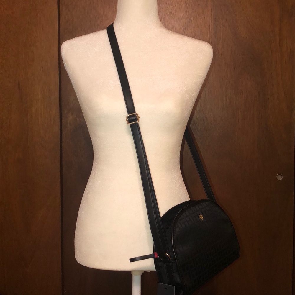 Tommy Hilfiger Crossbody Bag